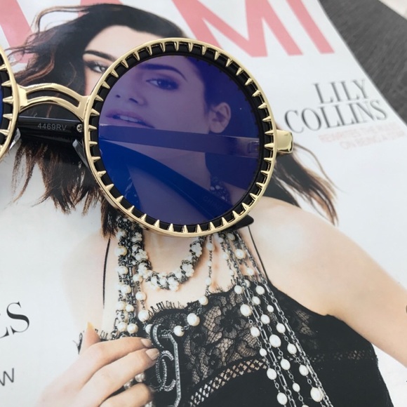 Blue Mirror Round Gold Frame Sunglasses - Picture 3 of 5